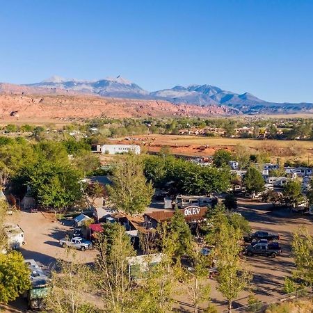 Outdoor Glamping Large 5th Wheel Setup OK4A Appartement Moab Buitenkant foto